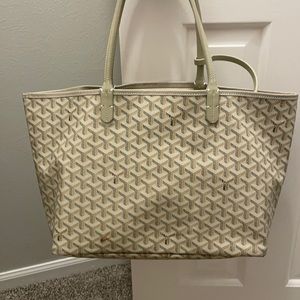 Canvas tote